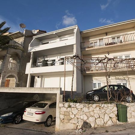 Apartment Mate Omiš Eksteriør bilde